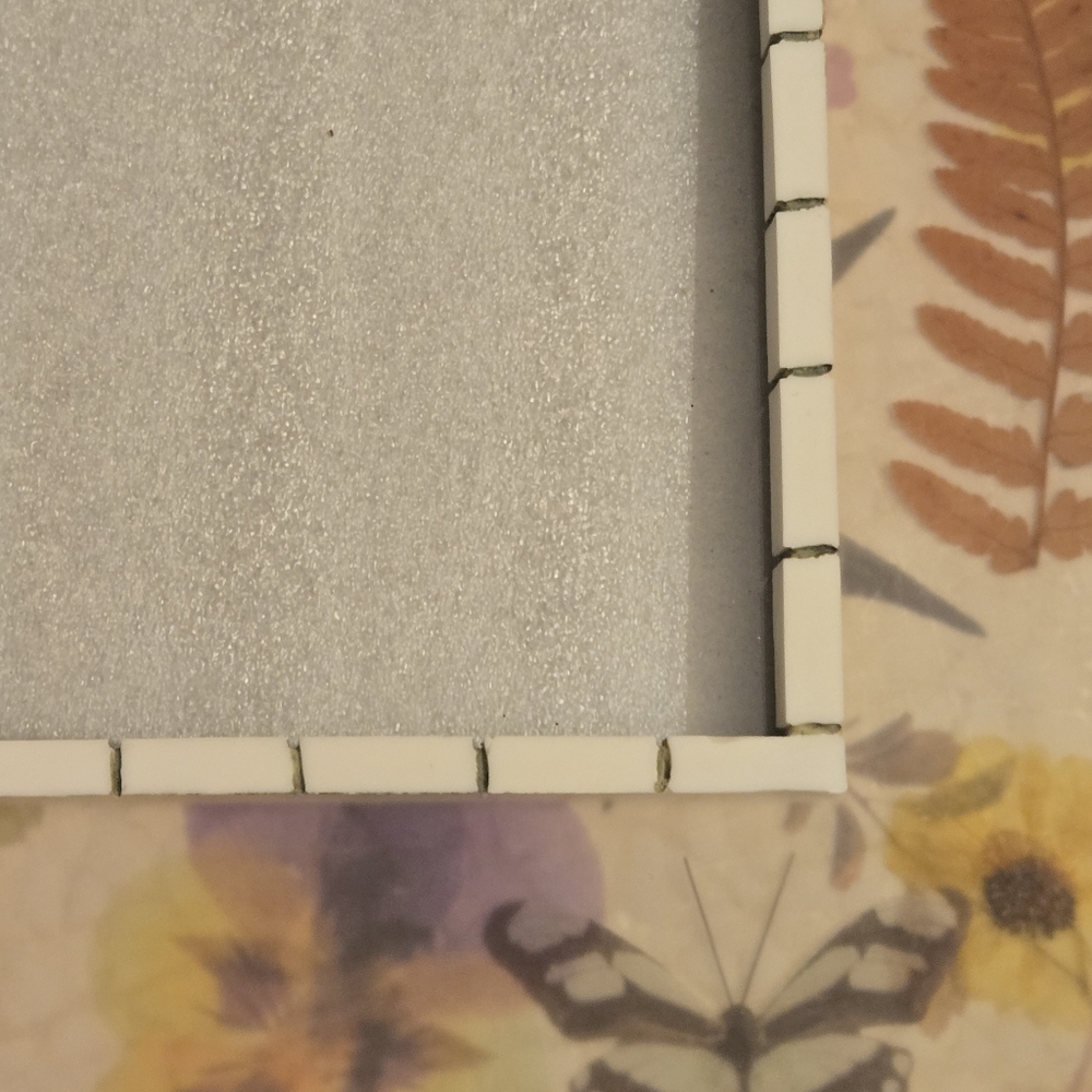 Secret Garden Frame 8.5 x 7" Resin Flower Butterflies Tile 5x3" Inset EUC‎ Table - Picture 3 of 10